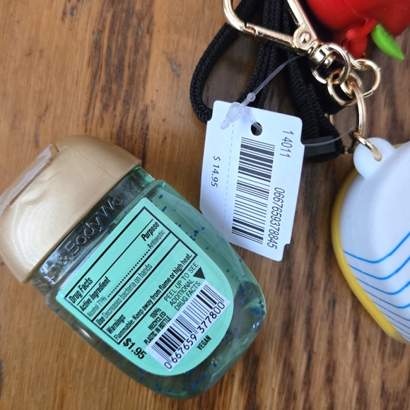 🛍BOGO 50% OFF✏️🍎🤲NWT‼️BBW Teacher Vibes Lanyard / ID Holder with Sanitizers - Picture 16 of 16